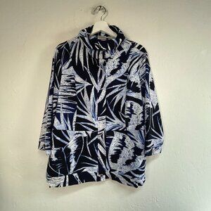 Chico's Zenergy Womens Blue White Abstract Zip Up Jacket Size 2 Lightweight